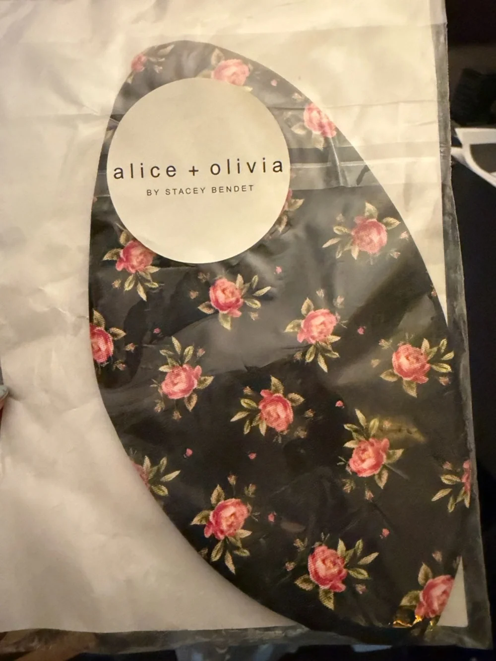 Alice + Olivia Floral Black cloth face mask NWT never opened